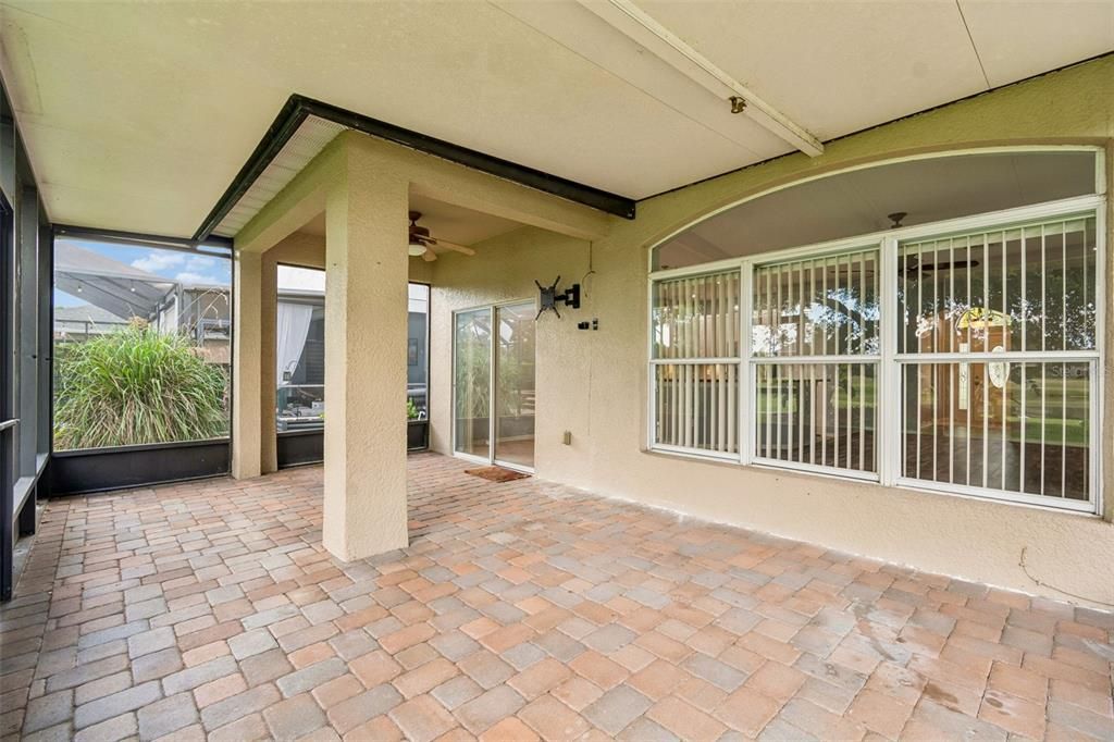 For Rent: $2,600 (3 beds, 2 baths, 1530 Square Feet)