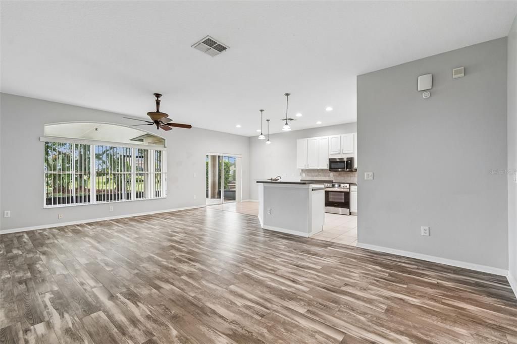 For Rent: $2,600 (3 beds, 2 baths, 1530 Square Feet)