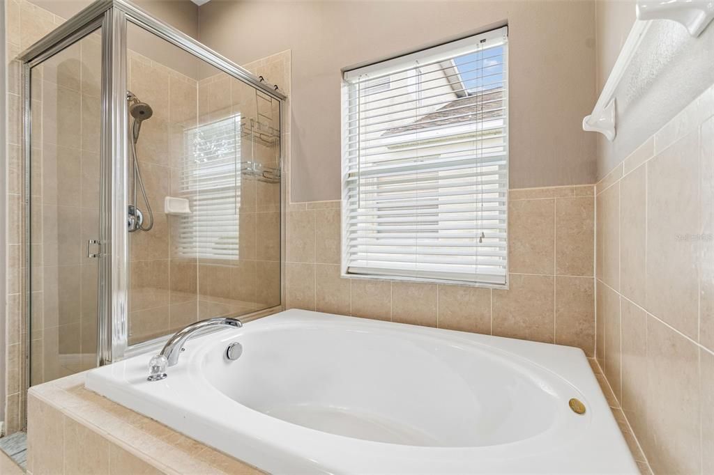 For Rent: $2,600 (3 beds, 2 baths, 1530 Square Feet)