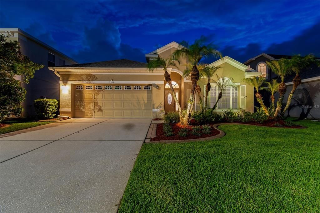 For Rent: $2,600 (3 beds, 2 baths, 1530 Square Feet)