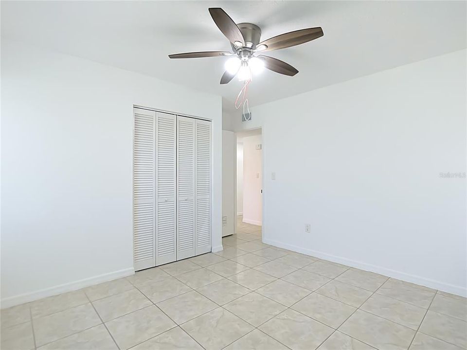 Active With Contract: $219,990 (3 beds, 2 baths, 1555 Square Feet)
