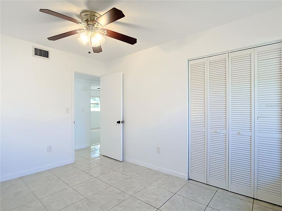 Active With Contract: $219,990 (3 beds, 2 baths, 1555 Square Feet)