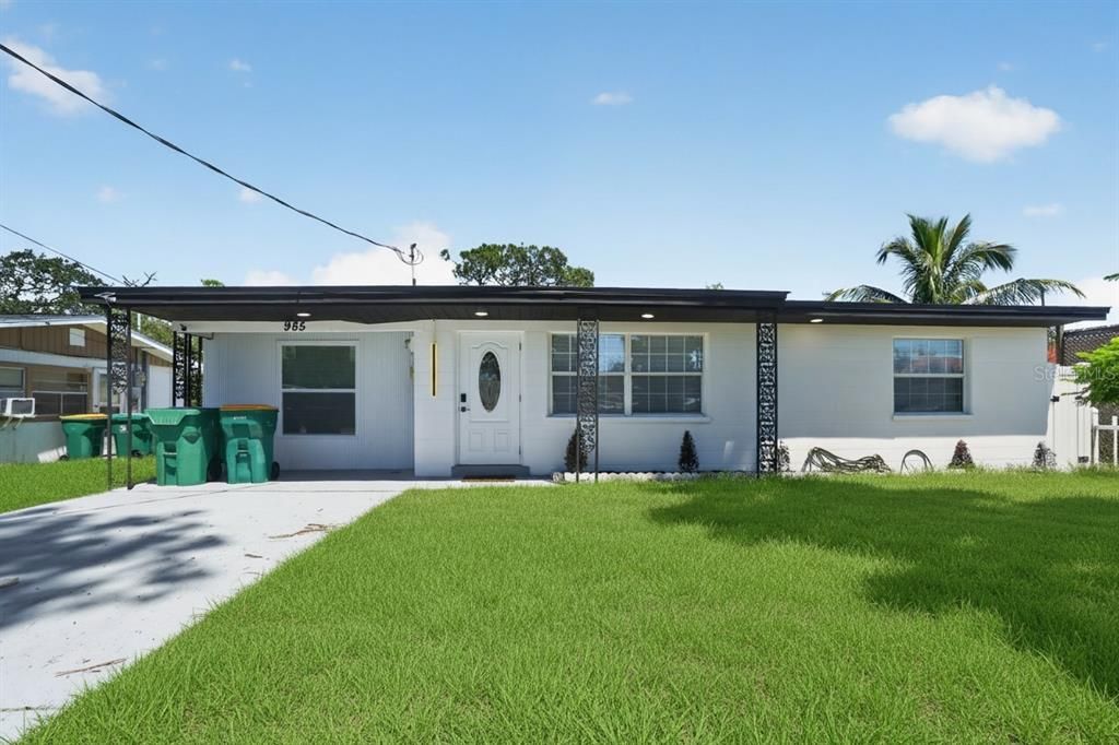 For Sale: $349,000 (3 beds, 2 baths, 1350 Square Feet)