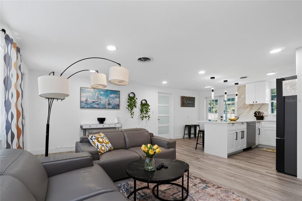 For Sale: $349,000 (3 beds, 2 baths, 1350 Square Feet)