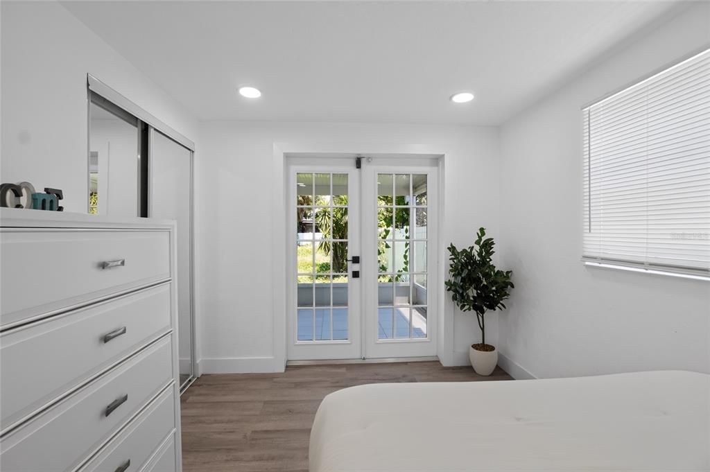 For Sale: $349,000 (3 beds, 2 baths, 1350 Square Feet)