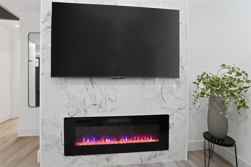For Sale: $349,000 (3 beds, 2 baths, 1350 Square Feet)