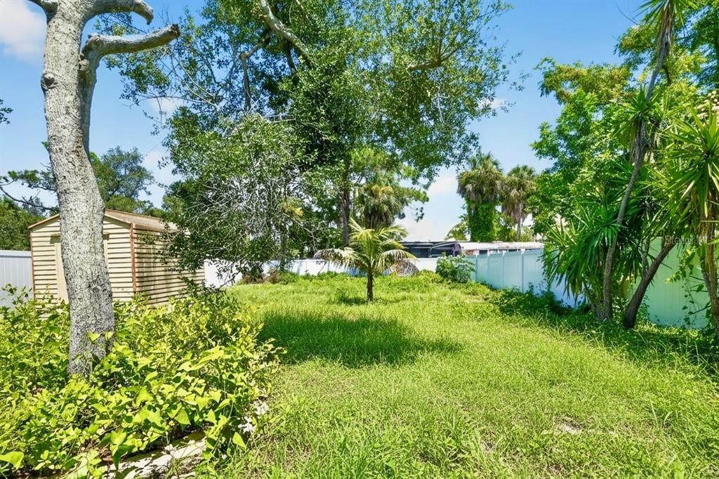 For Sale: $349,000 (3 beds, 2 baths, 1350 Square Feet)