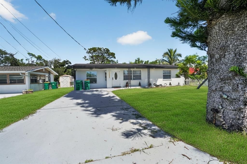 For Sale: $349,000 (3 beds, 2 baths, 1350 Square Feet)