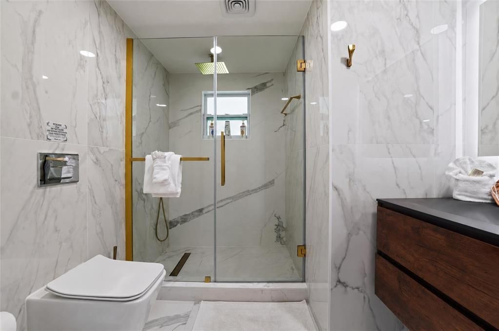 For Sale: $349,000 (3 beds, 2 baths, 1350 Square Feet)