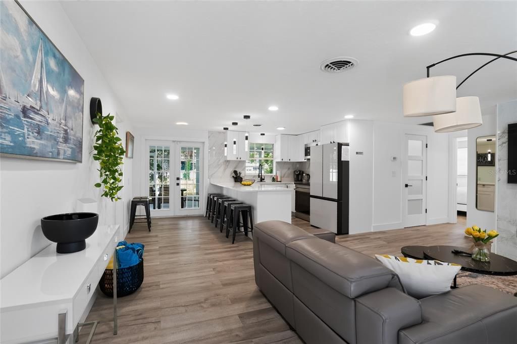 For Sale: $349,000 (3 beds, 2 baths, 1350 Square Feet)