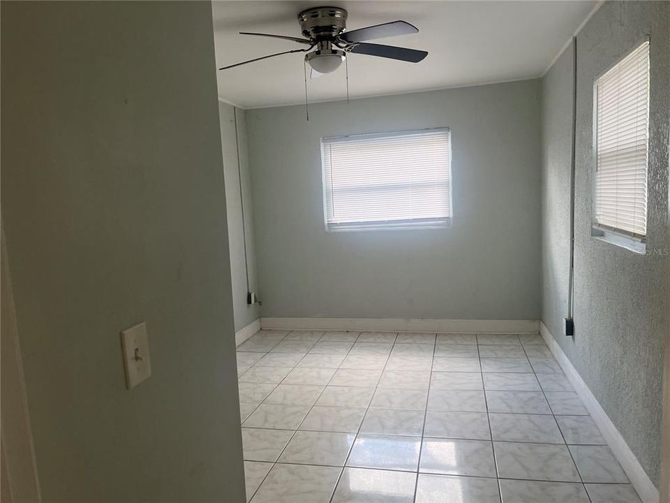 For Rent: $2,350 (3 beds, 2 baths, 1443 Square Feet)