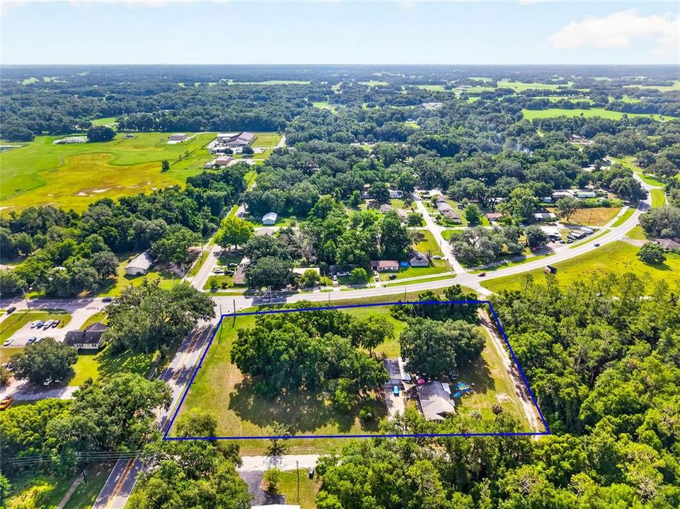 На продажу: $850,000 (2.29 acres)