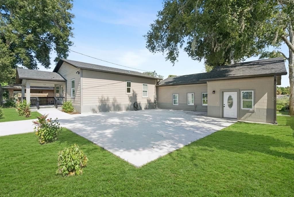 En Venta: $399,900 (4 camas, 4 baños, 2230 Pies cuadrados)