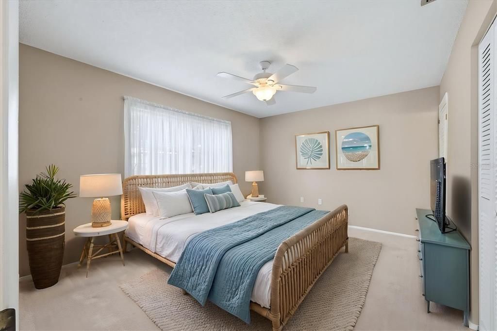 En Venta: $138,900 (2 camas, 2 baños, 943 Pies cuadrados)