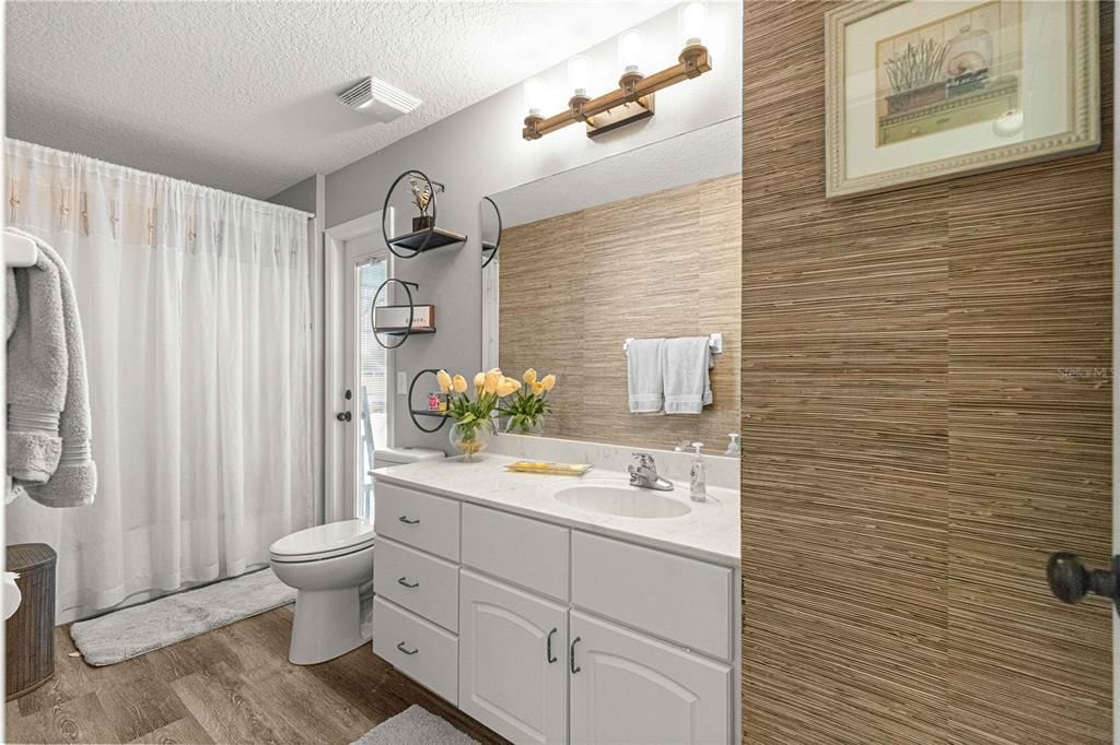 For Sale: $555,000 (4 beds, 2 baths, 2076 Square Feet)