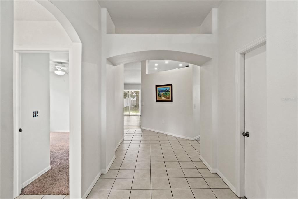En Venta: $375,000 (4 camas, 2 baños, 1486 Pies cuadrados)