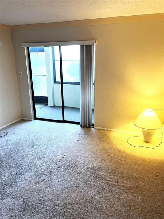 For Sale: $125,000 (2 beds, 2 baths, 1178 Square Feet)