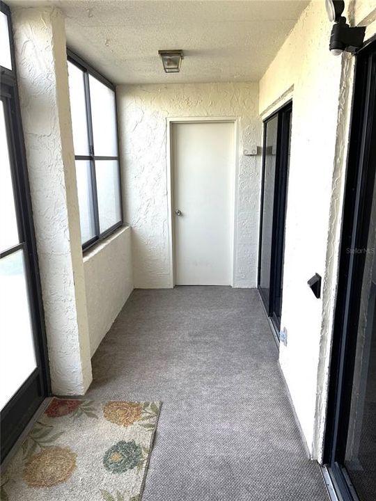 For Sale: $125,000 (2 beds, 2 baths, 1178 Square Feet)