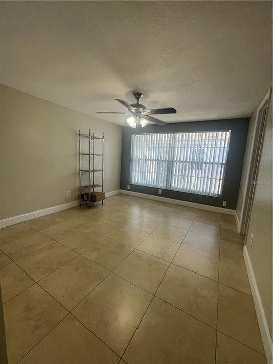 For Rent: $2,300 (3 beds, 2 baths, 1076 Square Feet)