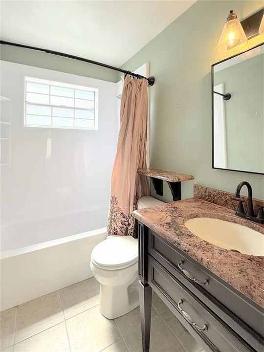 For Sale: $319,000 (3 beds, 2 baths, 1221 Square Feet)