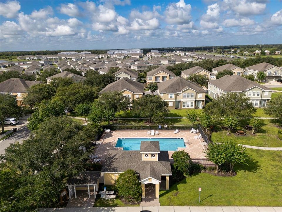 For Sale: $205,000 (2 beds, 2 baths, 1259 Square Feet)