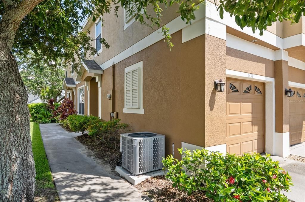 For Sale: $205,000 (2 beds, 2 baths, 1259 Square Feet)