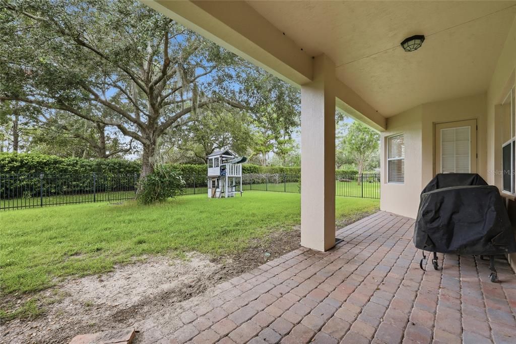 For Sale: $419,950 (3 beds, 2 baths, 2024 Square Feet)