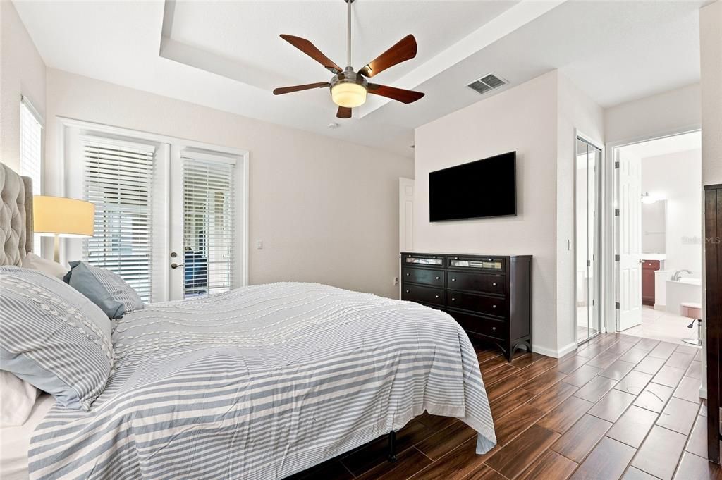 For Sale: $419,950 (3 beds, 2 baths, 2024 Square Feet)