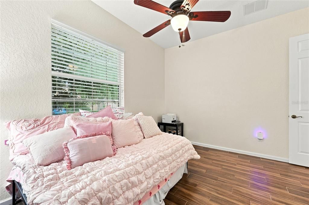 For Sale: $419,950 (3 beds, 2 baths, 2024 Square Feet)