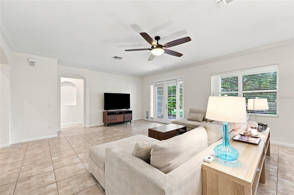 For Sale: $419,950 (3 beds, 2 baths, 2024 Square Feet)