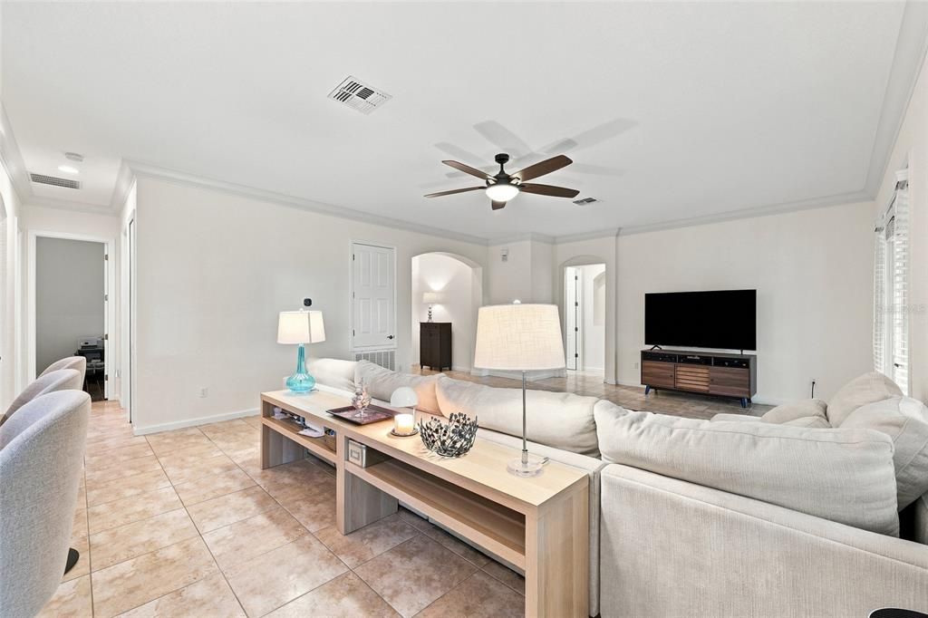 For Sale: $419,950 (3 beds, 2 baths, 2024 Square Feet)