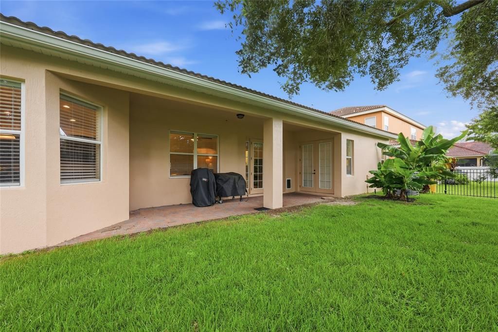 For Sale: $419,950 (3 beds, 2 baths, 2024 Square Feet)