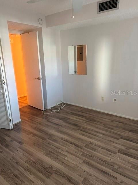 En Venta: $144,900 (2 camas, 2 baños, 800 Pies cuadrados)
