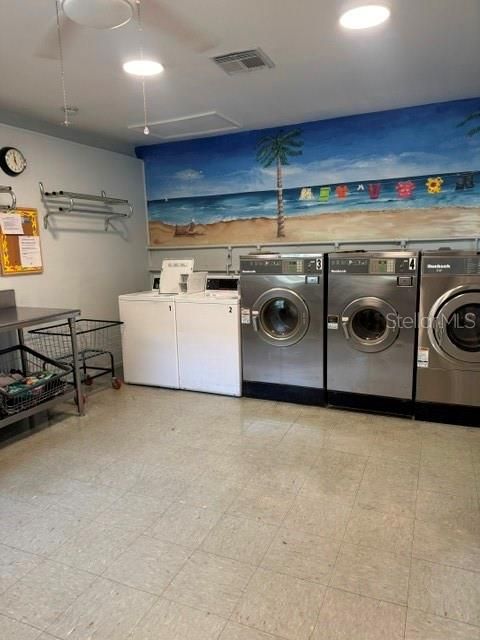 En Venta: $144,900 (2 camas, 2 baños, 800 Pies cuadrados)
