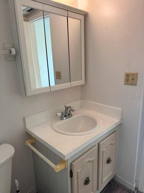 En Venta: $144,900 (2 camas, 2 baños, 800 Pies cuadrados)