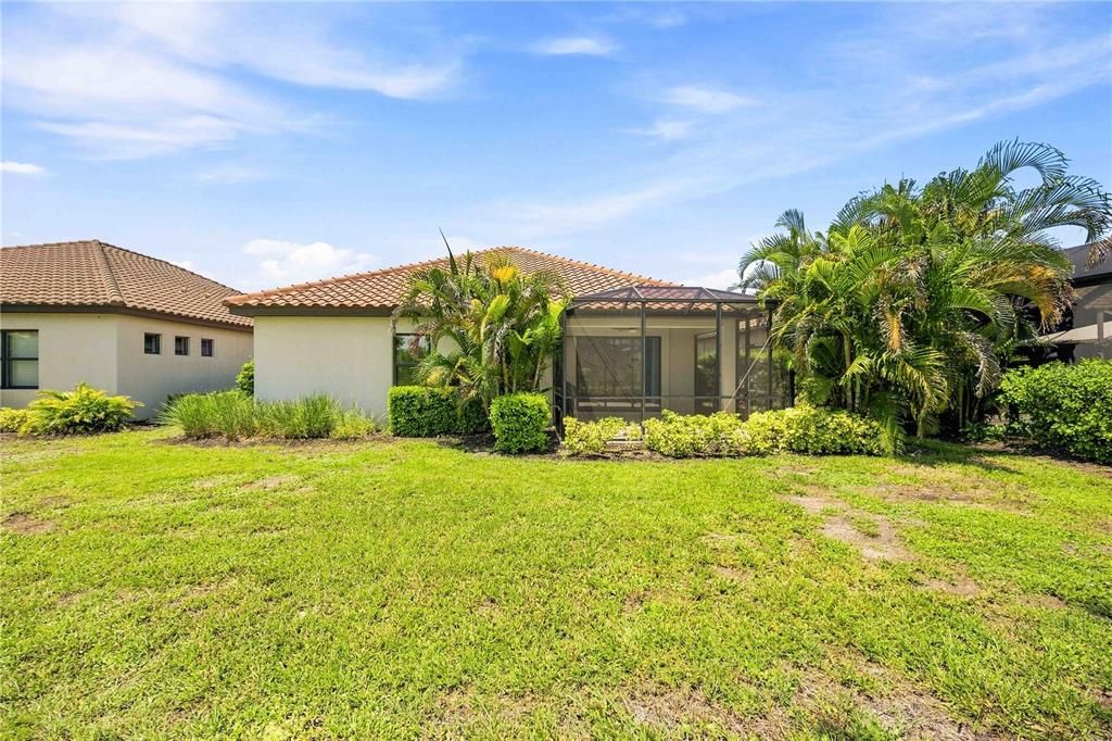 For Sale: $450,000 (3 beds, 2 baths, 1812 Square Feet)