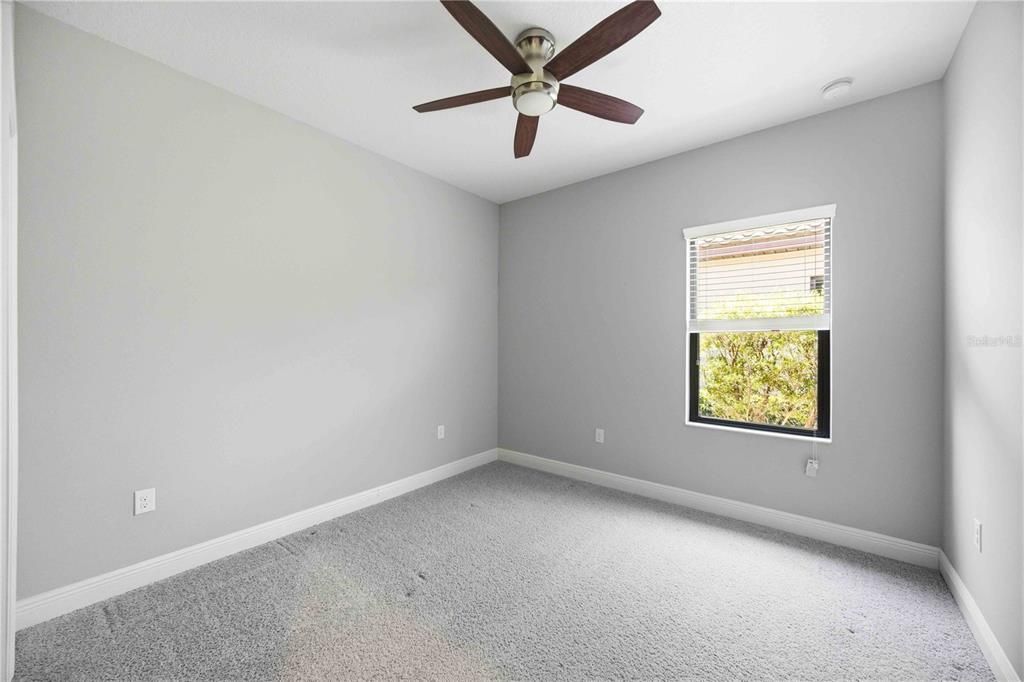 For Sale: $450,000 (3 beds, 2 baths, 1812 Square Feet)