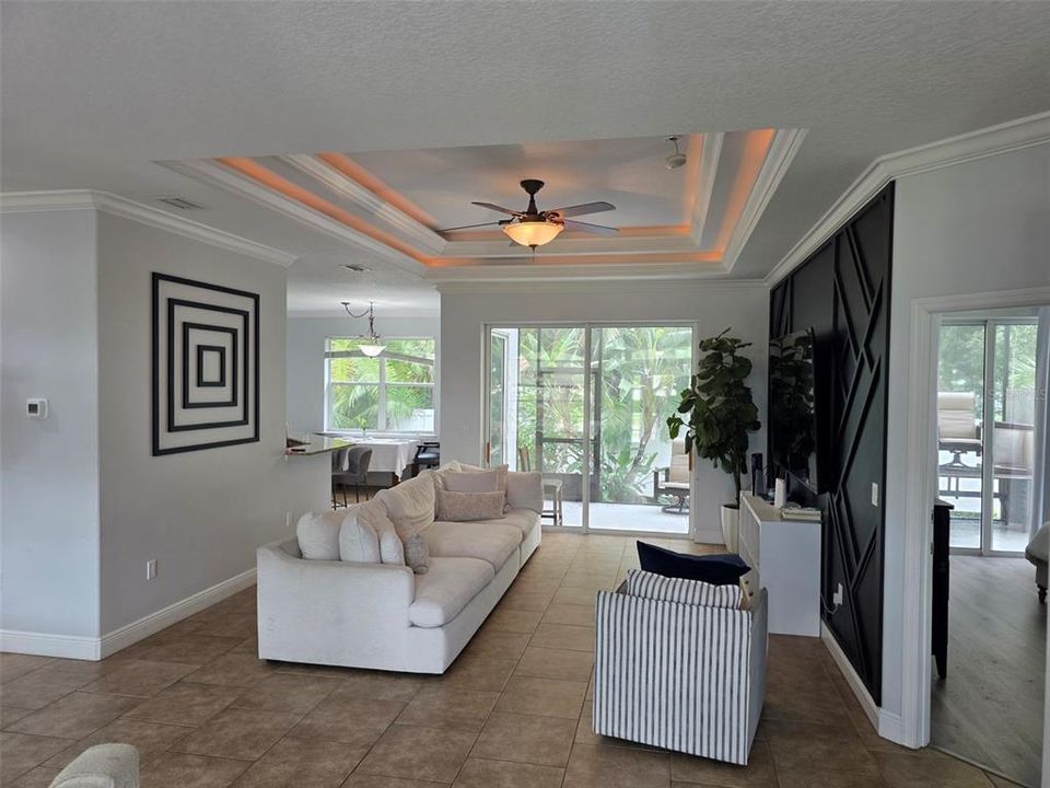 For Sale: $499,900 (3 beds, 2 baths, 1734 Square Feet)