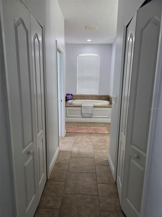 For Sale: $499,900 (3 beds, 2 baths, 1734 Square Feet)