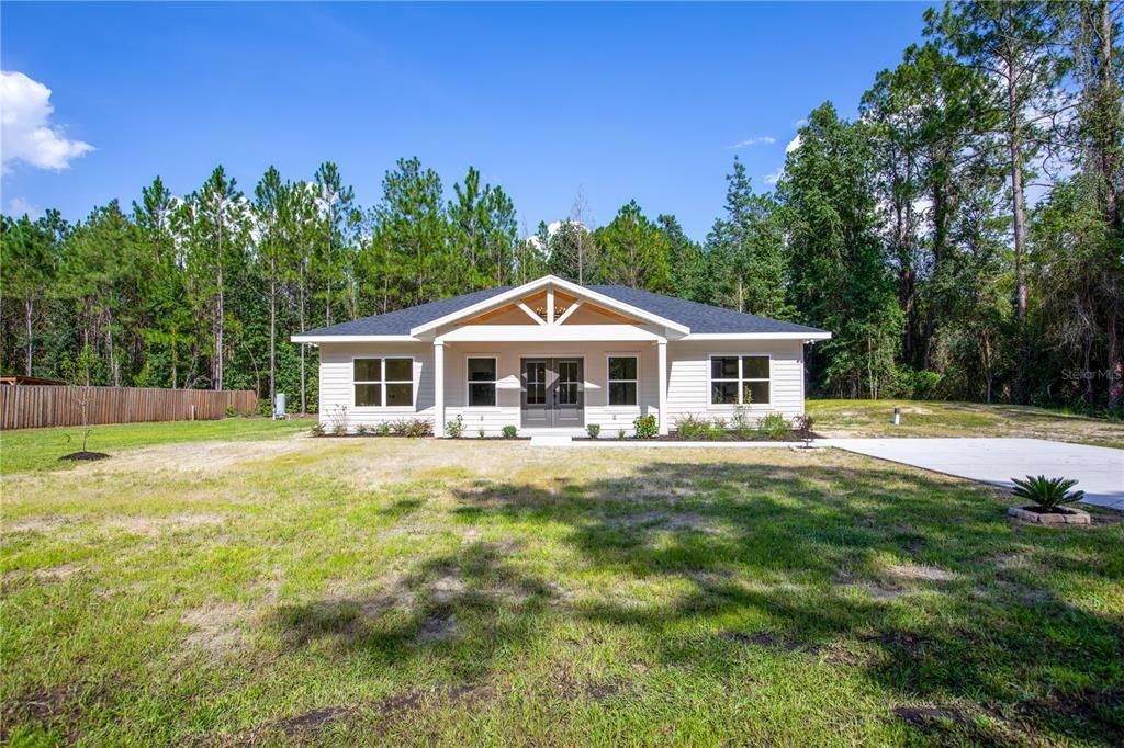 For Sale: $339,900 (3 beds, 2 baths, 1472 Square Feet)