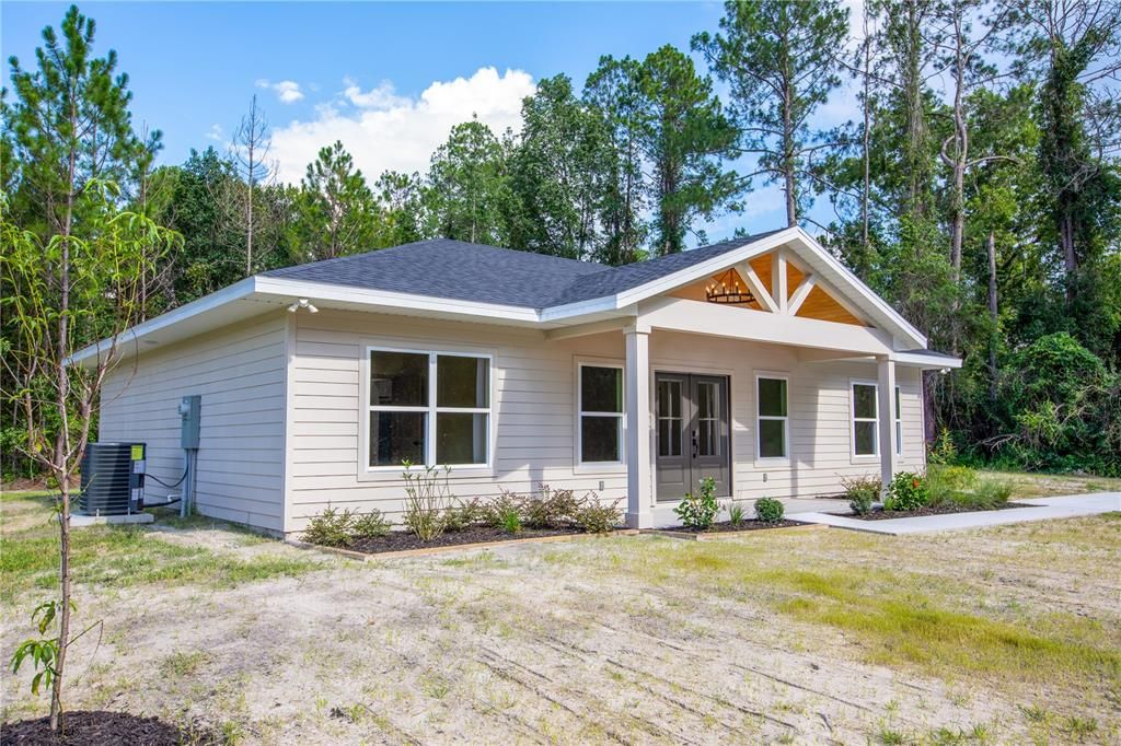 For Sale: $339,900 (3 beds, 2 baths, 1472 Square Feet)