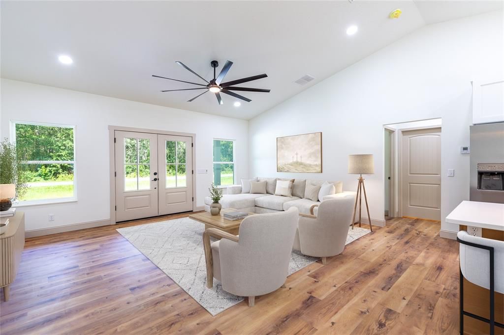 For Sale: $339,900 (3 beds, 2 baths, 1472 Square Feet)