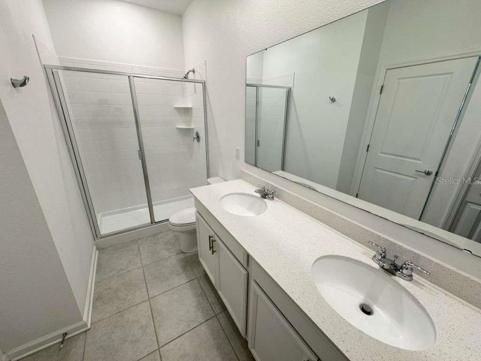 For Rent: $2,400 (4 beds, 2 baths, 1750 Square Feet)
