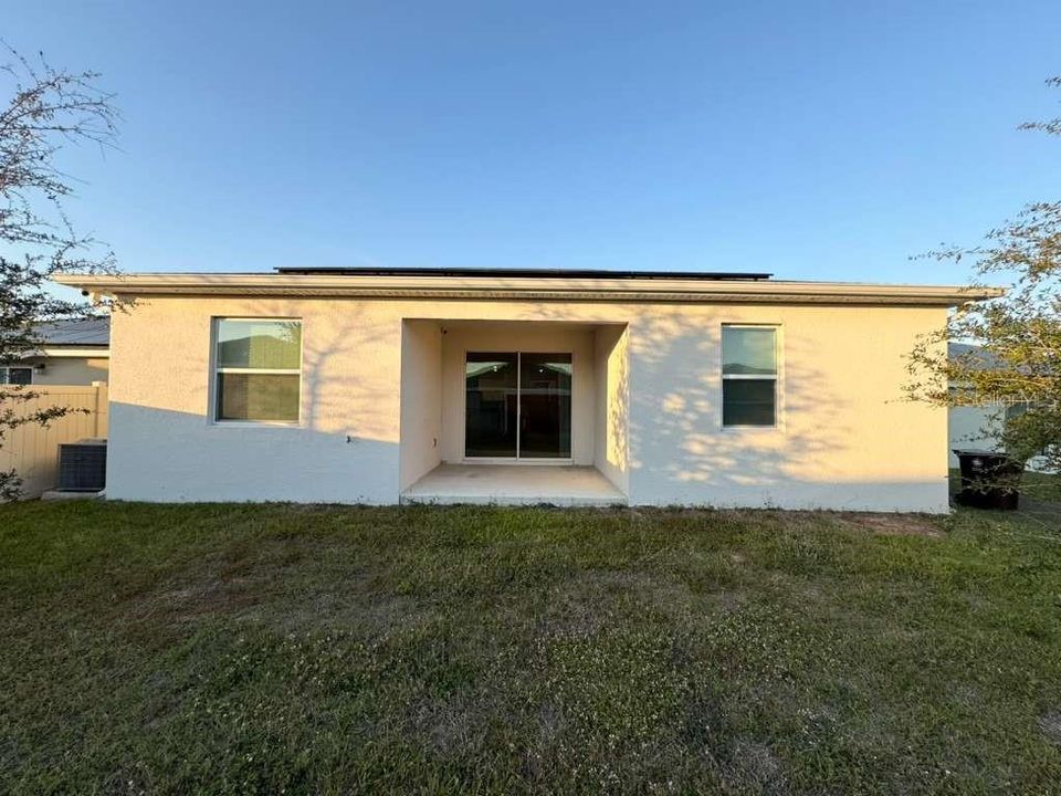 For Rent: $2,400 (4 beds, 2 baths, 1750 Square Feet)