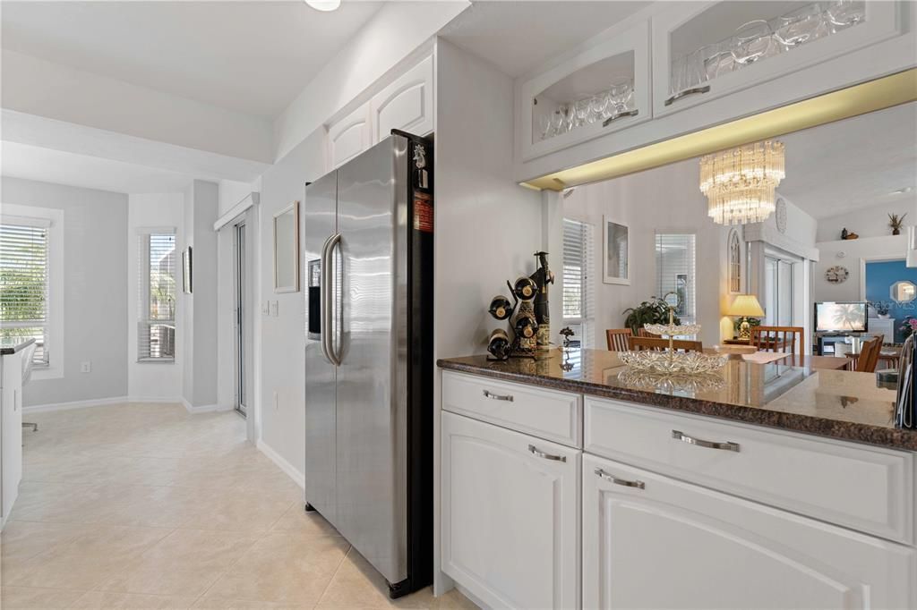 For Sale: $799,999 (3 beds, 2 baths, 2441 Square Feet)