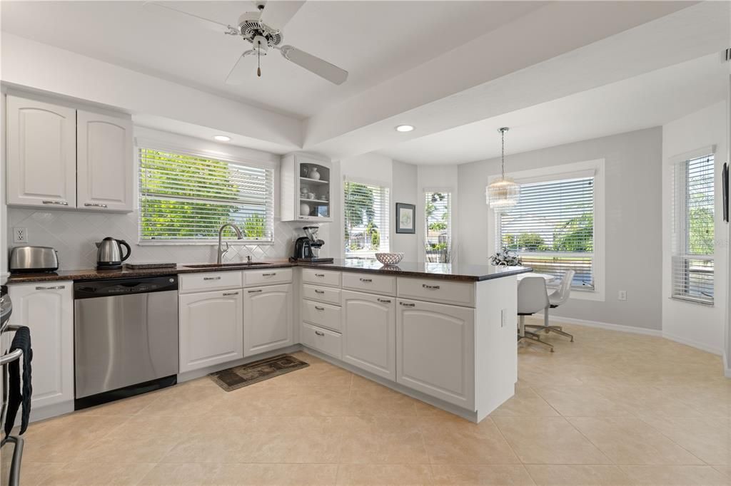 For Sale: $799,999 (3 beds, 2 baths, 2441 Square Feet)