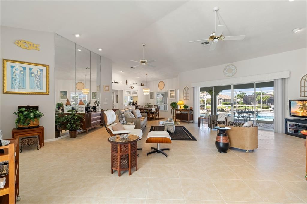 For Sale: $799,999 (3 beds, 2 baths, 2441 Square Feet)