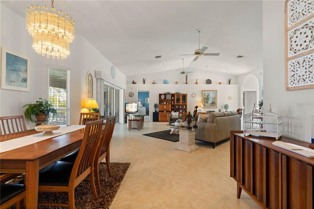For Sale: $799,999 (3 beds, 2 baths, 2441 Square Feet)