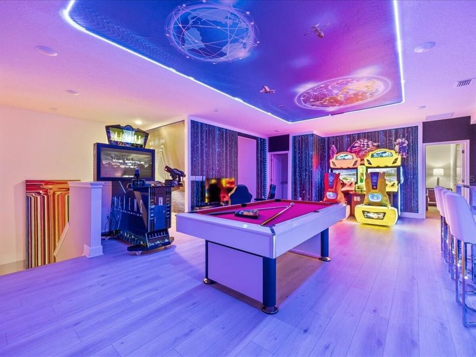 На продажу: $2,799,000 (15 спален, 16 ванн, 6259 Квадратных фут)