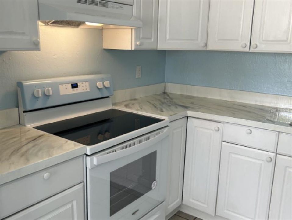 For Sale: $830,000 (5 beds, 0 baths, 2880 Square Feet)